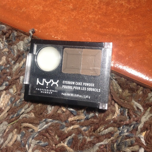 Nip dark brown NYX eyebrow cake powder kit - Picture 1 of 2